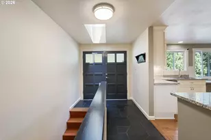 823 NW 60th St, Vancouver, WA 98663 - Photo 3