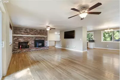 823 NW 60th St, Vancouver, WA 98663 - Photo 13