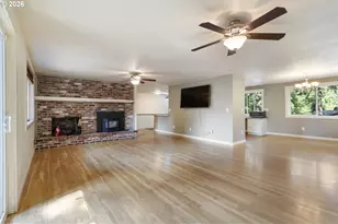 823 NW 60th St, Vancouver, WA 98663 - Photo 13