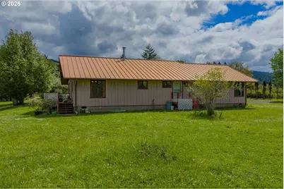 60192 Fairview Rd, Coquille, OR 97423 - Photo 9