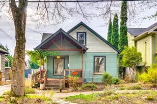 1566 SE Sherrett St, Portland, OR 97202 - Photo 1