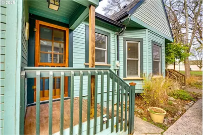 1566 SE Sherrett St #A, Portland, OR 97202 - Photo 35