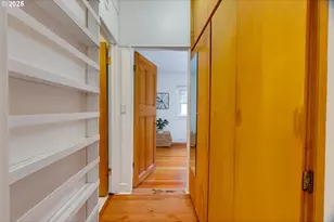 1566 SE Sherrett St, Portland, OR 97202 - Photo 23