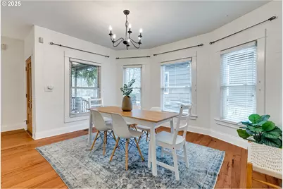 1566 SE Sherrett St #A, Portland, OR 97202 - Photo 15