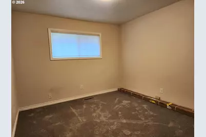 26383 S Meridian Rd, Aurora, OR 97002 - Photo 13