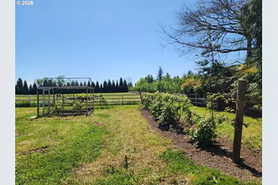 26383 S Meridian Rd, Aurora, OR 97002 - Photo 37