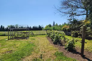 26383 S Meridian Rd, Aurora, OR 97002 - Photo 37