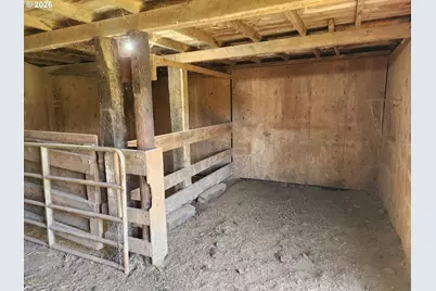 26383 S Meridian Rd, Aurora, OR 97002 - Photo 43