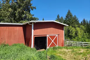 26383 S Meridian Rd, Aurora, OR 97002 - Photo 45