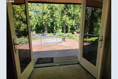 26383 S Meridian Rd, Aurora, OR 97002 - Photo 9