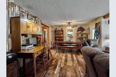 15730 S Gilchrist Rd, Mulino, OR 97042 - Photo 13