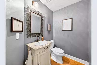10045 SW Alsea Ct, Tualatin, OR 97062 - Photo 35
