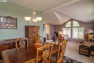 562 Valley Rd, Roseburg, OR 97471 - Photo 15