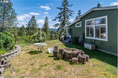 562 Valley Rd, Roseburg, OR 97471 - Photo 35