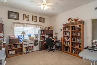562 Valley Rd, Roseburg, OR 97471 - Photo 25