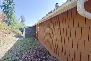 1194 Oregon Ave, Coos Bay, OR 97420 - Photo 27