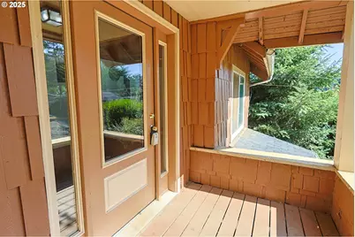1194 Oregon Ave, Coos Bay, OR 97420 - Photo 5