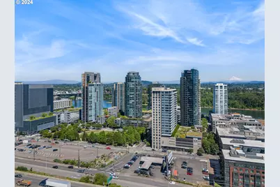 3727 S Hood Ave, Portland, OR 97239 - Photo 3