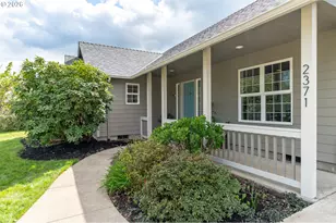 2371 NW Shadden Dr, McMinnville, OR 97128 - Photo 3