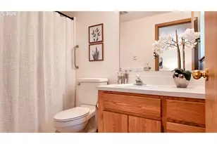 164 NW Cody Ct, Hillsboro, OR 97124 - Photo 21