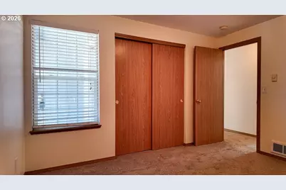 164 NW Cody Ct, Hillsboro, OR 97124 - Photo 23