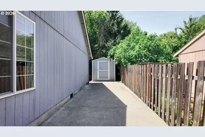 164 NW Cody Ct, Hillsboro, OR 97124 - Photo 35
