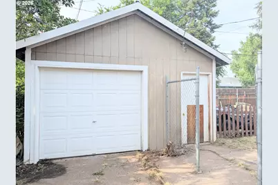 1603 Y Ave, La Grande, OR 97850 - Photo 3