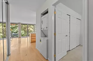 100 Kerr Pkwy, Lake Oswego, OR 97035 - Photo 13