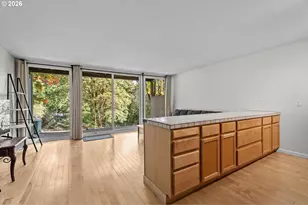 100 Kerr Pkwy, Lake Oswego, OR 97035 - Photo 3