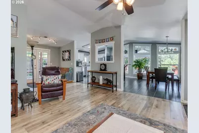 1072 Labarre Rd, Washougal, WA 98671 - Photo 11