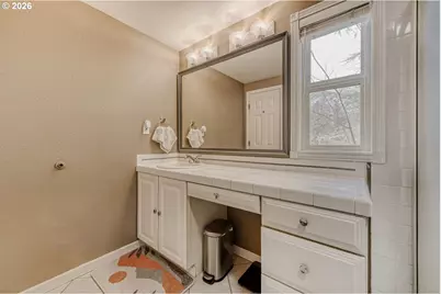 1175 SW Chastain Dr, Gresham, OR 97080 - Photo 17