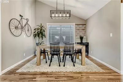 1175 SW Chastain Dr, Gresham, OR 97080 - Photo 7