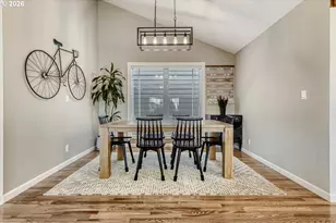 1175 SW Chastain Dr, Gresham, OR 97080 - Photo 7