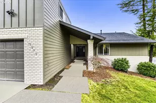 1175 SW Chastain Dr, Gresham, OR 97080 - Photo 3