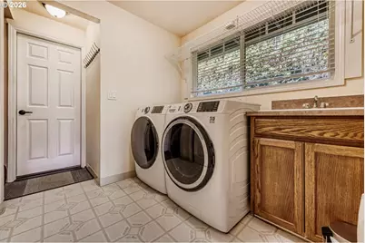 1175 SW Chastain Dr, Gresham, OR 97080 - Photo 21