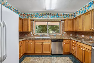 10975 SW Walnut St, Portland, OR 97223 - Photo 13