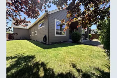 1229 NE Sunrise St, Prineville, OR 97754 - Photo 23