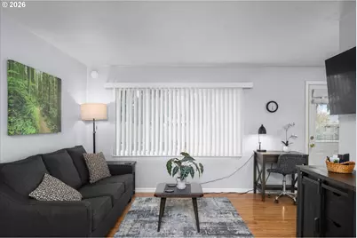 590 Flamingo Ave, Springfield, OR 97477 - Photo 9