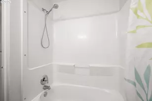 590 Flamingo Ave, Springfield, OR 97477 - Photo 25