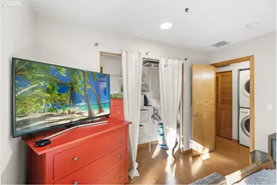 720 NW Naito Pkwy #D-17, Portland, OR 97209 - Photo 13