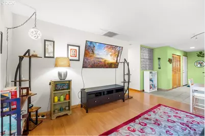 720 NW Naito Pkwy #D-17, Portland, OR 97209 - Photo 11