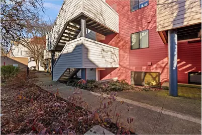 720 NW Naito Pkwy #D-17, Portland, OR 97209 - Photo 25