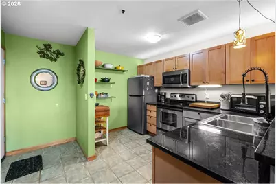 720 NW Naito Pkwy #D-17, Portland, OR 97209 - Photo 7