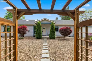 106 Hansen Ln, Eugene, OR 97404 - Photo 3