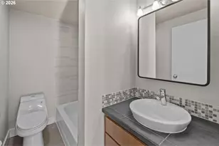 1829 NW Lovejoy St, Portland, OR 97209 - Photo 25