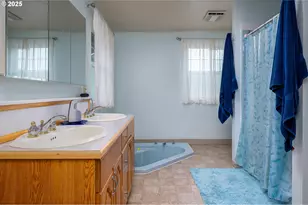 2837 SE 90th Pl, Portland, OR 97266 - Photo 19