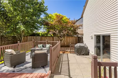 16050 NW Somerset Dr, Beaverton, OR 97006 - Photo 37