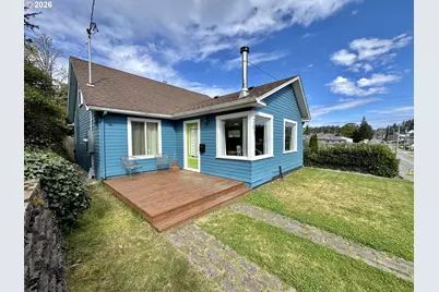 369 S 10th St, Coos Bay, OR 97420 - Photo 3