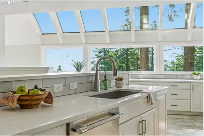 3046 SW Fairmount Blvd, Portland, OR 97239 - Photo 13