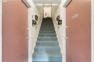 2121 SE 50th Ave, Portland, OR 97215 - Photo 11